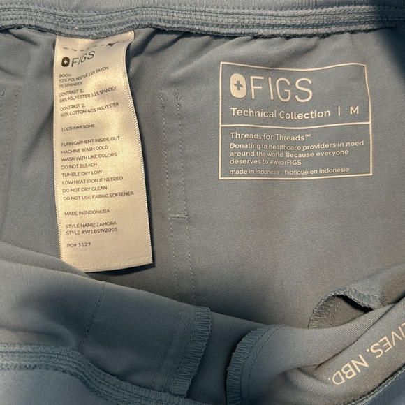 FIGS-Scrub Set Dusty Blue (Limited Edition) Medium - Picture 6 of 7
